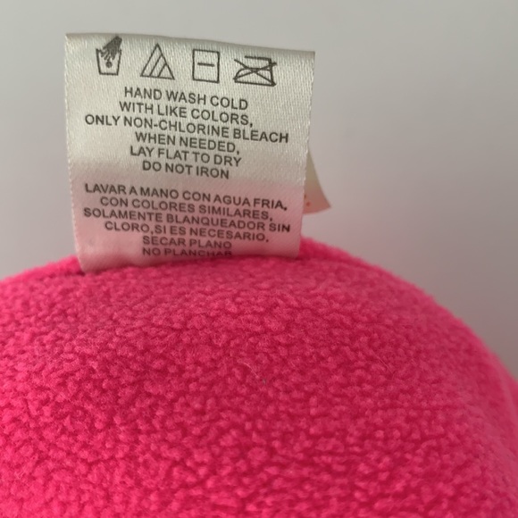 Baby Penguin Pom Pom Winter Hat - Picture 8 of 10